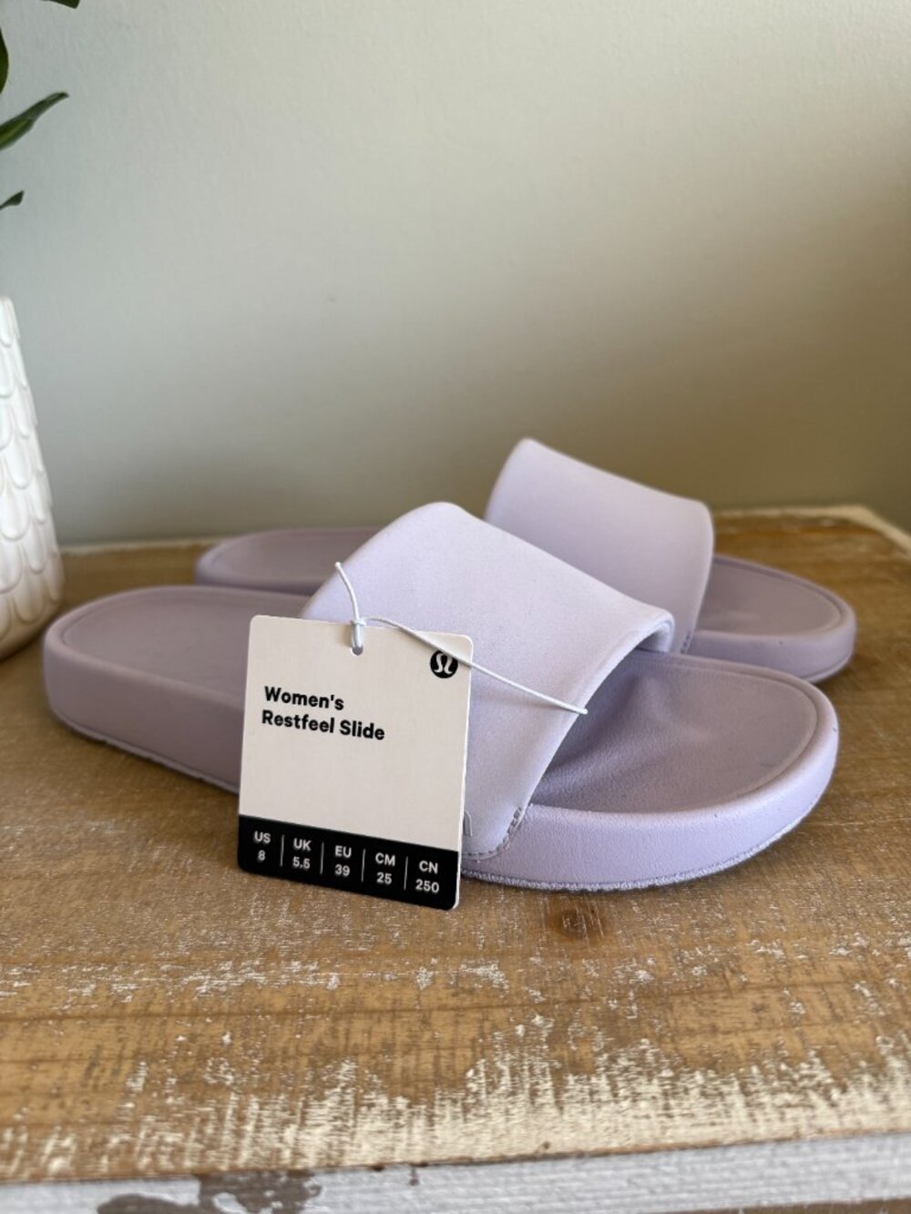 NEW Lululemon Restfeel Slides : 8 - Picture 2 of 6